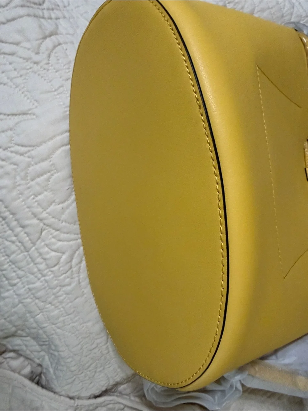 Lauren Ralph Lauren Yellow Leather Bucket Tote NWT.